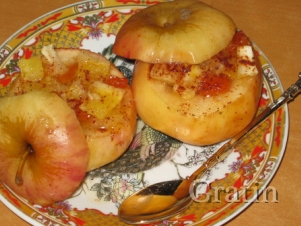 Запечённые яблоки с овсянкой и апельсином