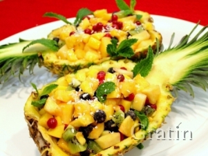 Десерт «Праздничный ананас»