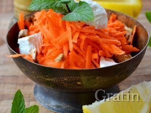 Морковный салат с сыром «Фета»