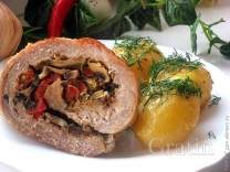 Запечённый рулет из свинины с картофелем и баклажанами Запечённый рулет из свинины с картофелем и баклажанами